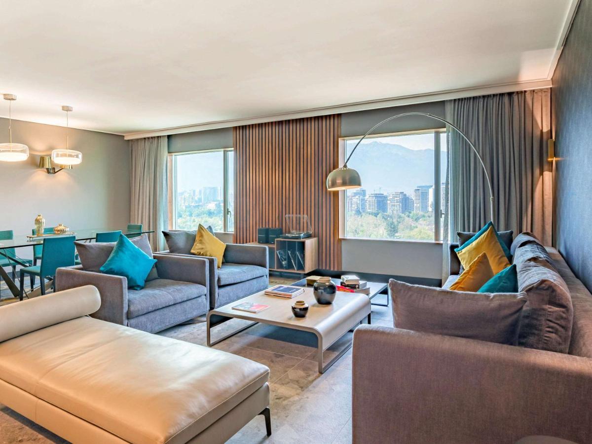 Pullman Santiago Vitacura Exterior photo A suite at the hotel