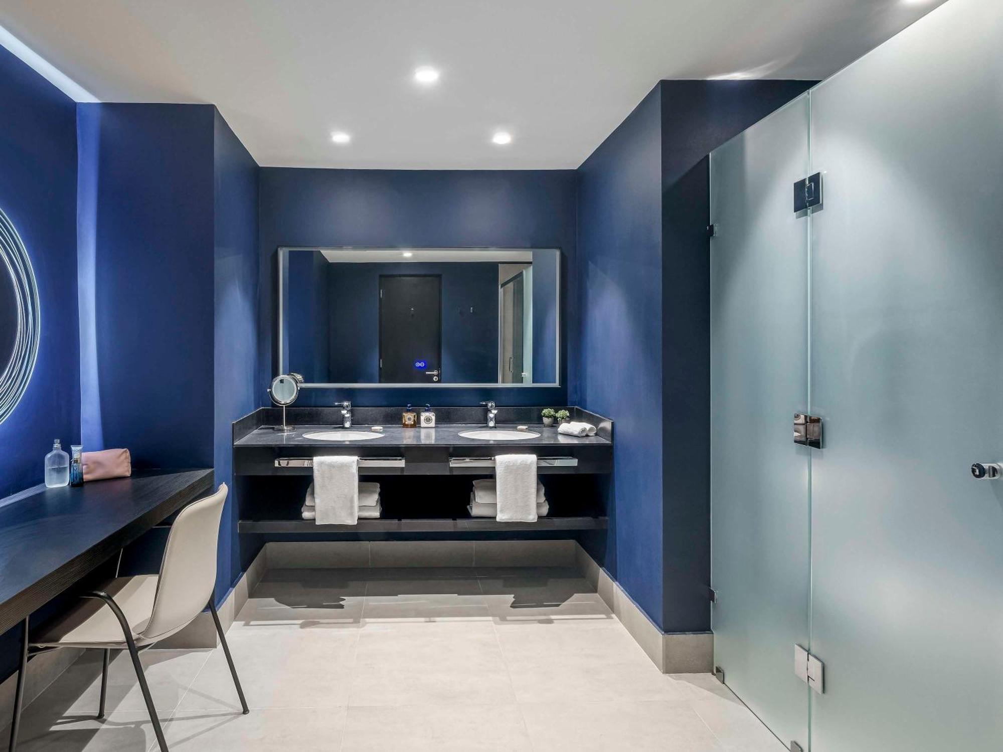 Pullman Santiago Vitacura Exterior photo Bathroom